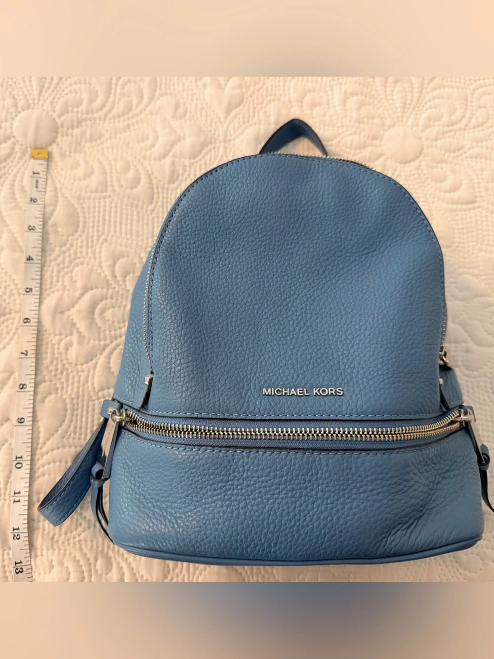 Michael Kors compact michael